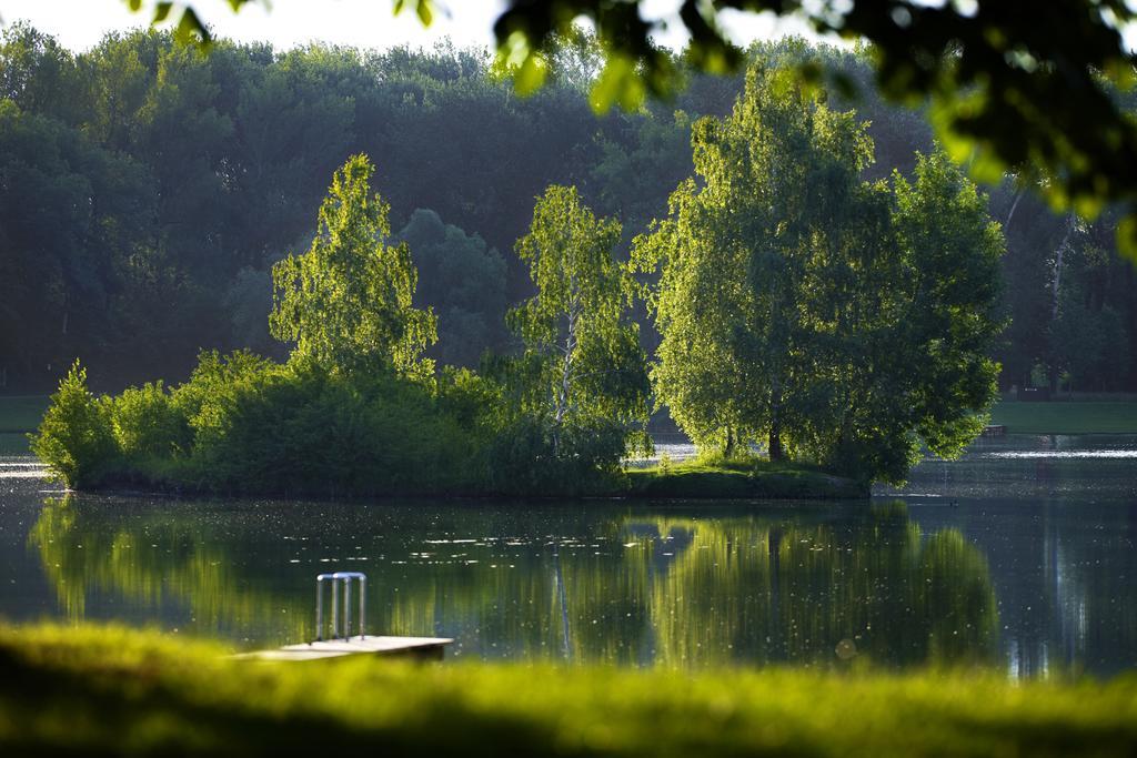 Donaupark Camping Tulln トゥルン エクステリア 写真