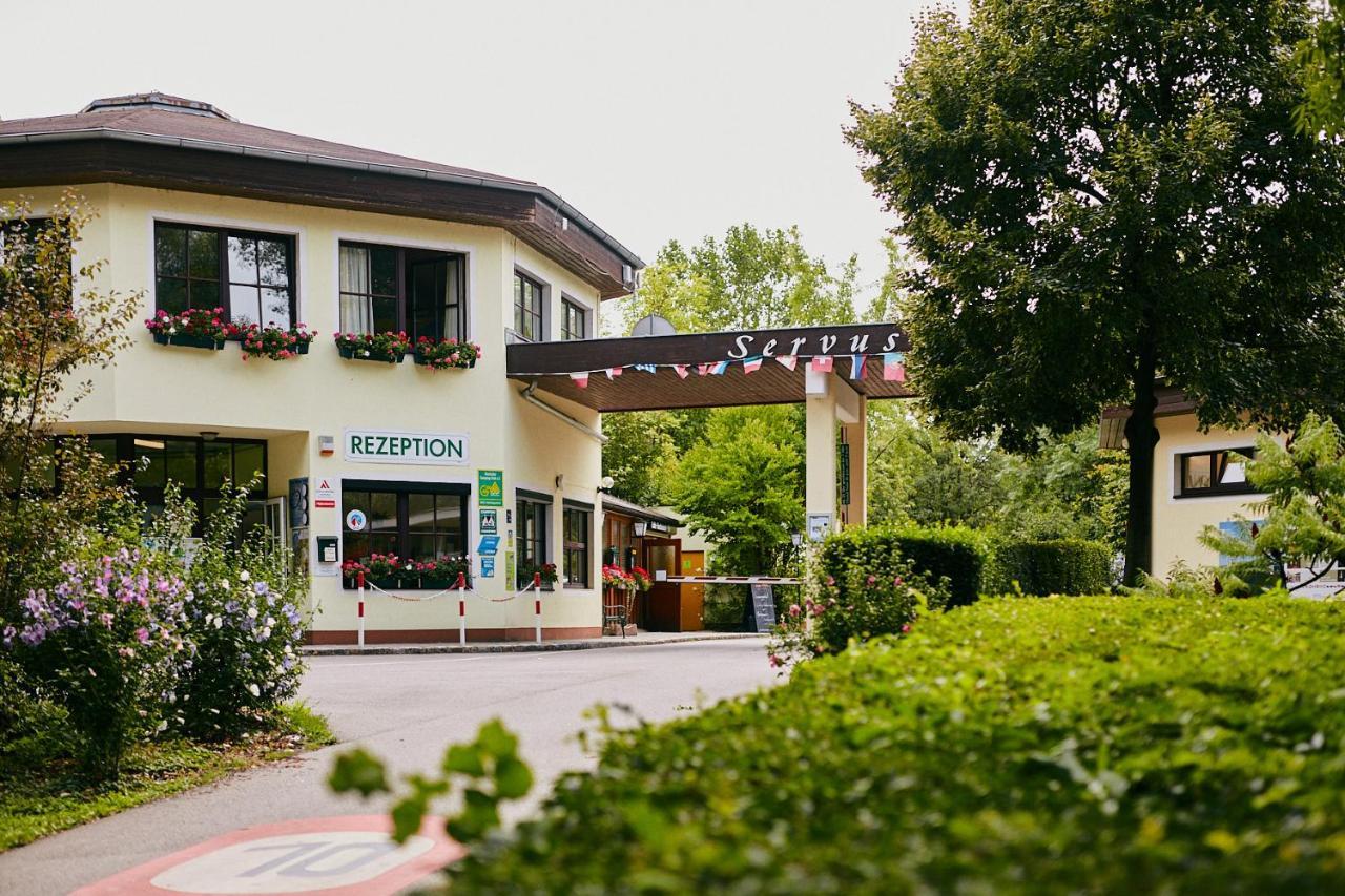 Donaupark Camping Tulln トゥルン エクステリア 写真
